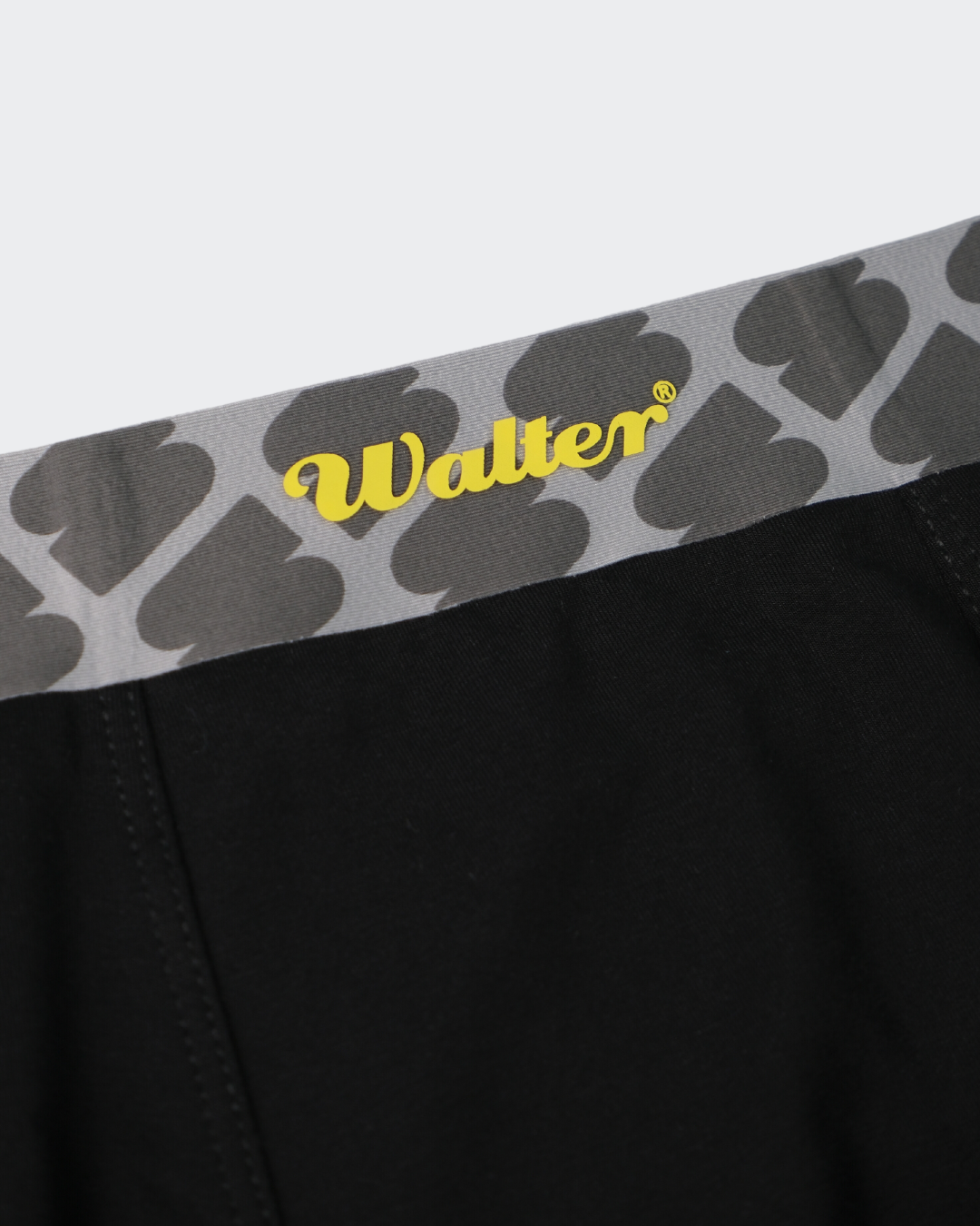 SPENDA X WALTER in Black